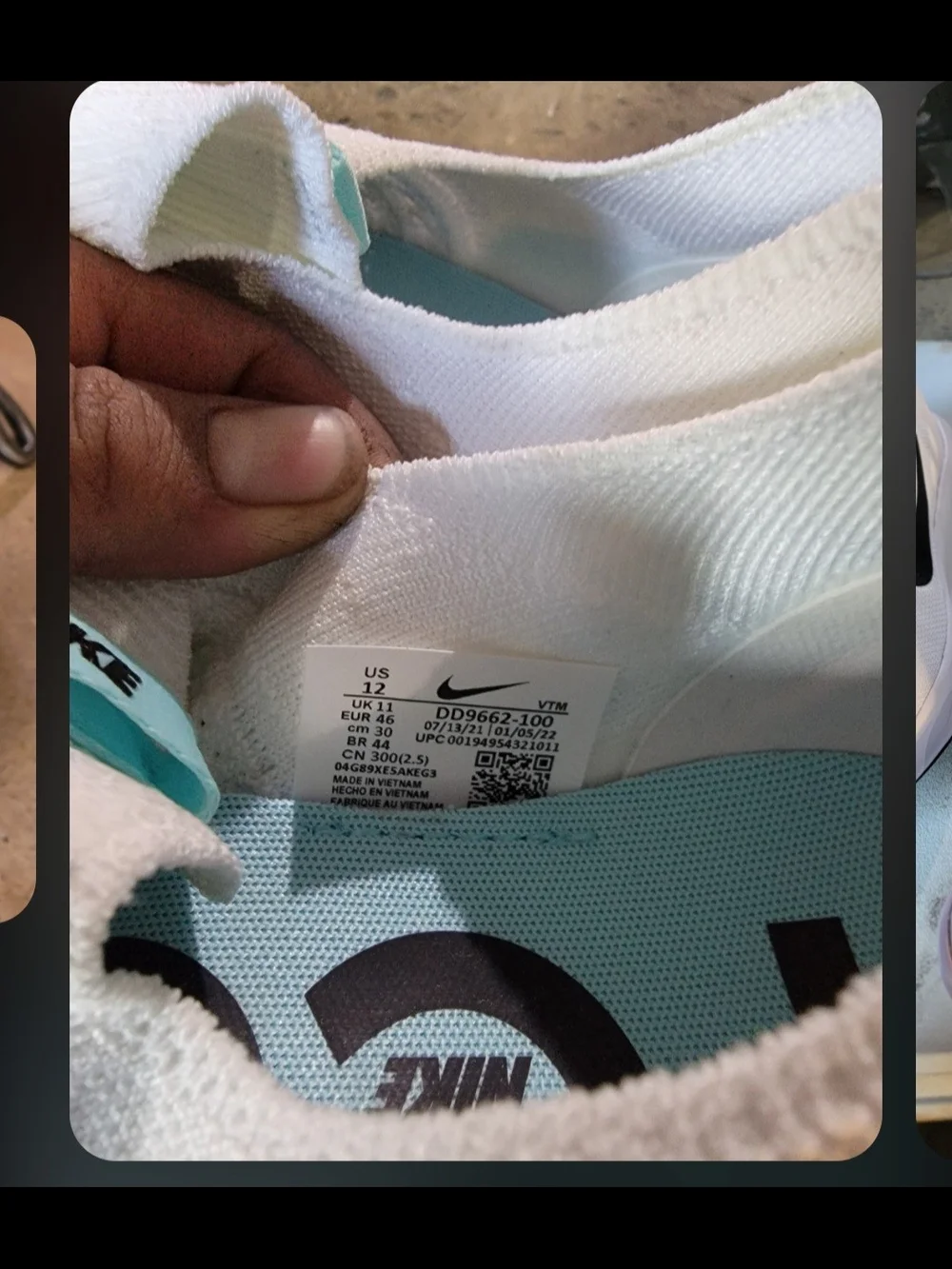 Nike pristine like